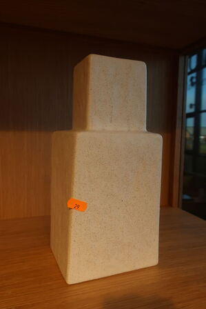 Vase FERM LIVING Koa H29 cm. 