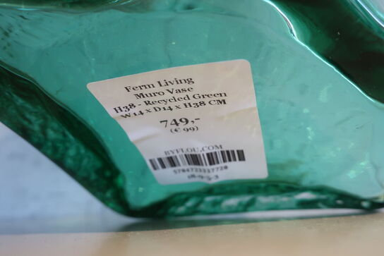 Vase FERM LIVING Muro H38 cm. 