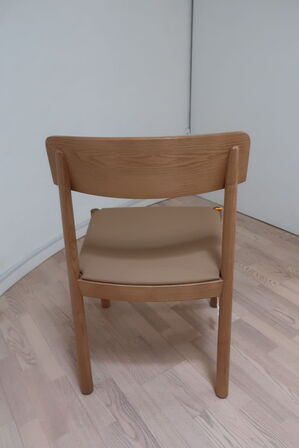 Spisebordsstol NORMANN COPENHAGEN Timb 