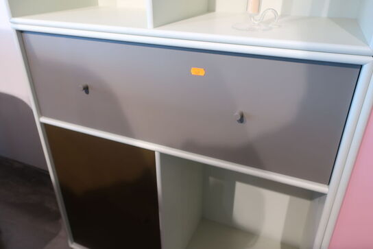 Kommode MONTANA med sokkel