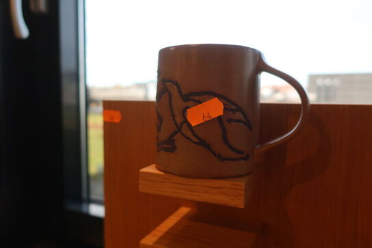 2 stk. æsker samt 2 stk. kopper 