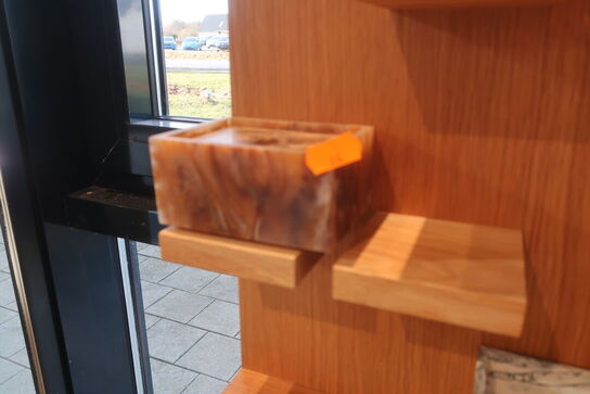 2 stk. æsker samt 2 stk. kopper 