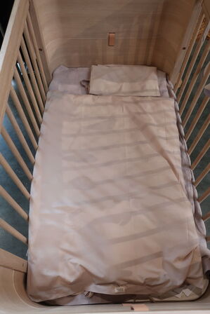 Børneseng OLIVER FURNITURA Wood Mini+