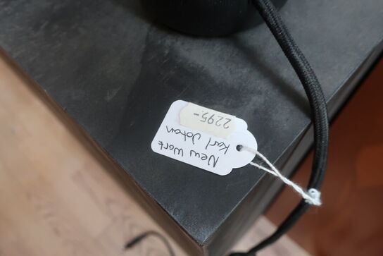 Bordlampe NEW WORKS Karl Johan