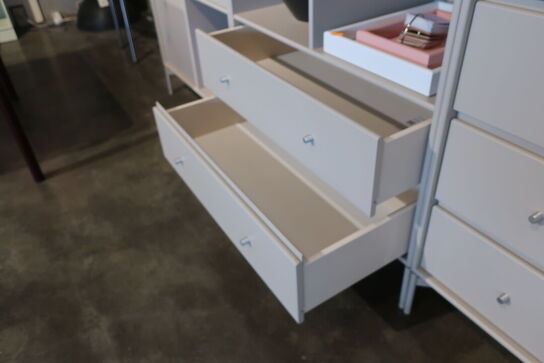 Kommode á 3 dele MONTANA 