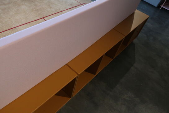 Bænk á 3 lave kommoder MONTANA