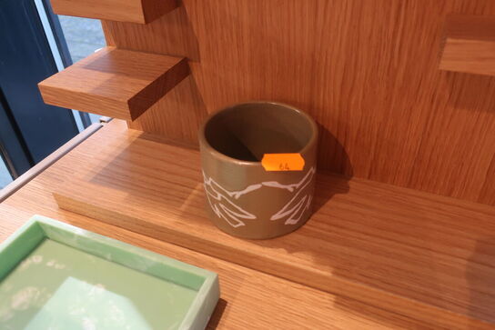 2 stk. æsker samt 2 stk. kopper 