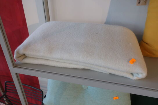 Pude samt tæppe HAY 