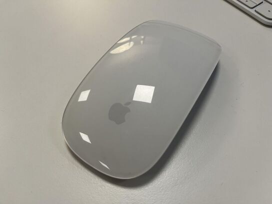 Apple IMAC *24* M4. Med mus og tastertur