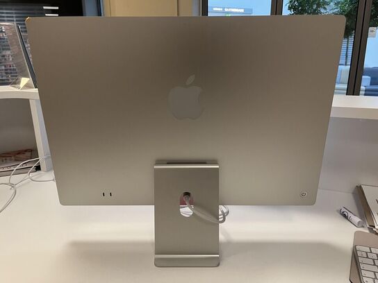 Apple IMAC *24* M4. Med mus og tastertur