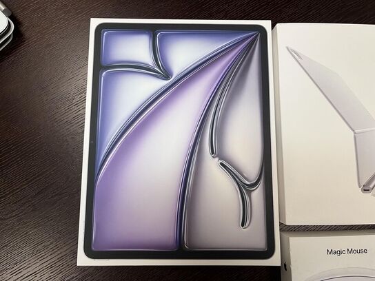 Apple IPAD Air. 4Gen. Med magic tastertur