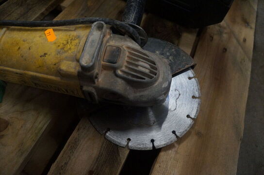 Vinkelsliber DEWALT DWE492