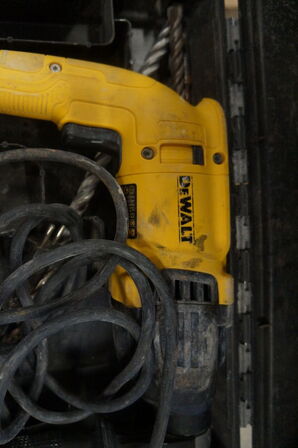 Borrehammer DEWALT D25033