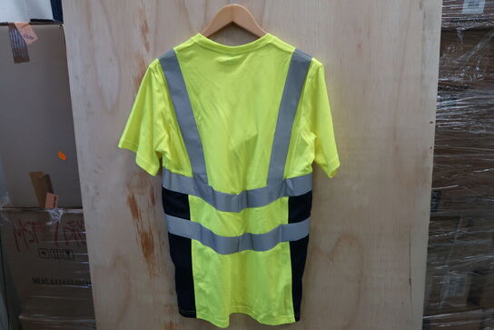 Jakke og T-shirt  str. L ENGEL Model: 1545