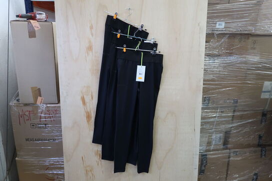 3 stk.(kvinde) Træningsbukser str. S CRAFT Model: Art No: 1908772-999000