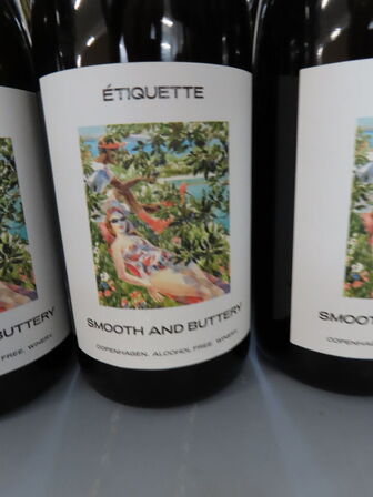 20 flasker vin i plastkasse, , Smooth & Buttery, alkoholfri vin