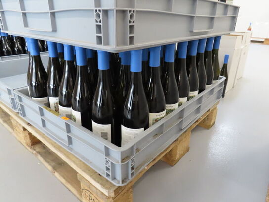 Ca. 60 flasker vin i plastkasse, Smooth & Buttery, alkoholfri vin
