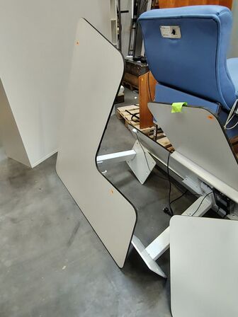 Vinkel-hæve/sænkebord.