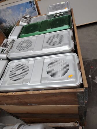 Parti metalkasser. Assorterede.