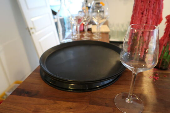 Div. Vinglas bl.a. RIEDEL, bakker, krus, vandglas m.m.