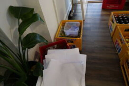 Div. Sodavand og tomme flasker