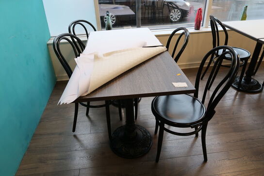 4 stk. caféborde med 7 stk. caféstole