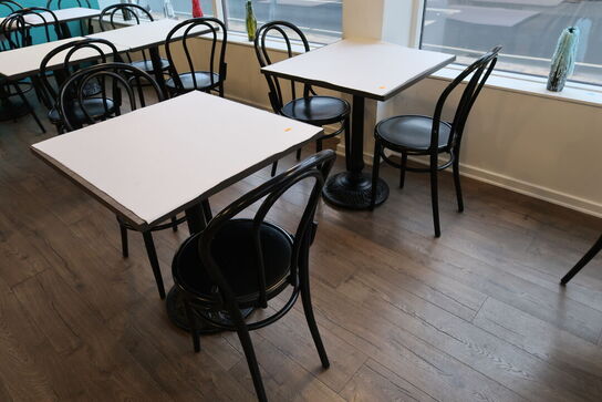 2 stk. caféborde med 4 stk. caféstole