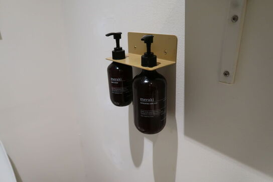 Plakater, pedalspande, kurve m.m.