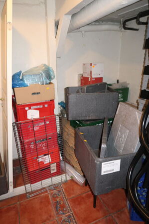 Div. Termokasser, engangsservice, papkasser, vinglas m.m.