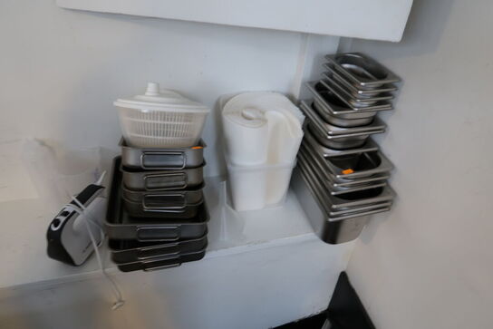 Div. Gastrobakker, køkkenservice m.m.