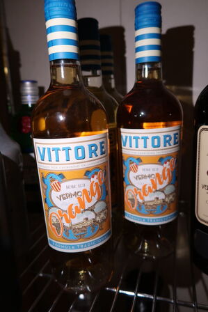 Div. Spiritus flasker bl.a. gin, vermouth, aperol m.m.