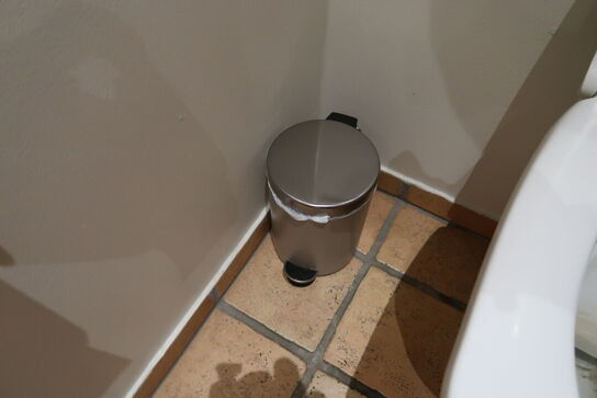 Plakater, pedalspande, kurve m.m.