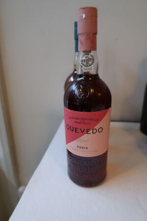 3 flasker portvin QUEVEDO ROSE, QUEVEDO RESERVE