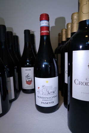 4 flasker rødvin MONTEPULCIANO DABRUZZO PASETTI