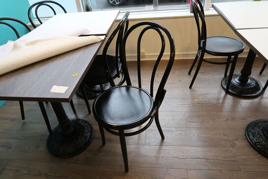 4 stk. caféborde med 7 stk. caféstole