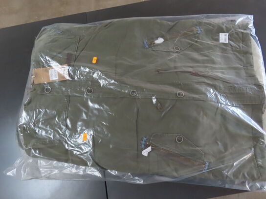 Armygrøn Parka coat str. L