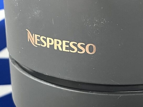 Kaffemaskine NESPRESSO ENV120BM