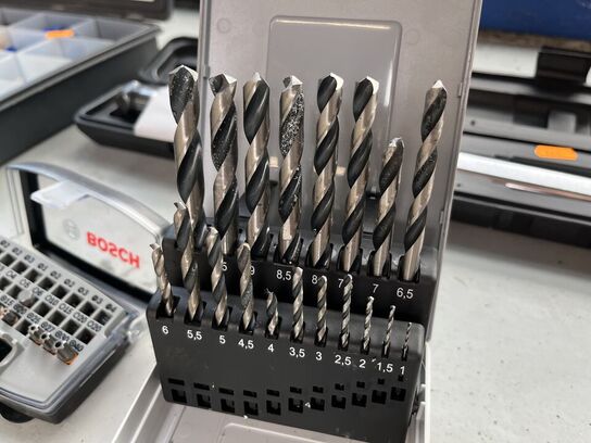 Blandet værktøj bla. Bor,alufæge topnøgler