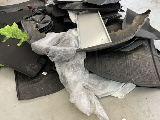 Assorteret måtter og bildele