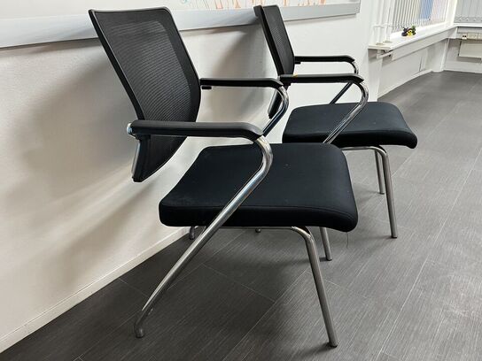 2 stk. kontorstole med whiteboard