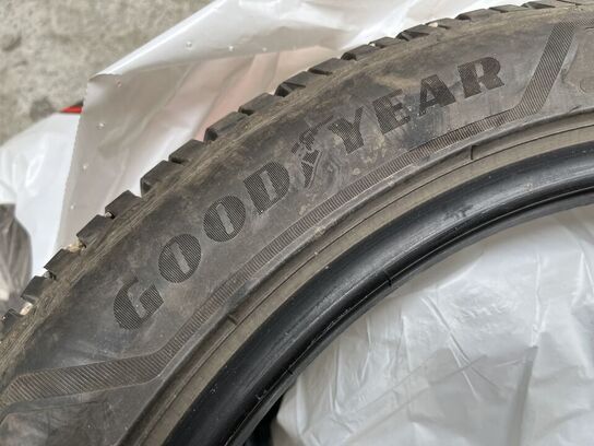 4 stk. dæk GOODYEAR 235/45 R18
