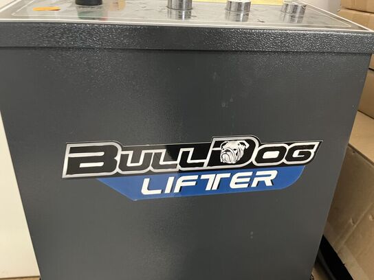 Hydralisk auto lift BULLDOG PM001S