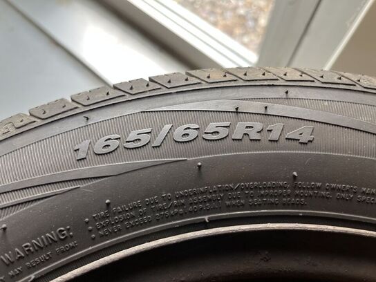 4 stk. dæk NEXEN med fælge 165/65 R14, Nblue