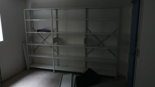 Tøm Kælderrum ( se billeder)