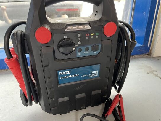 Jump starter og lader RAZE og CTEK