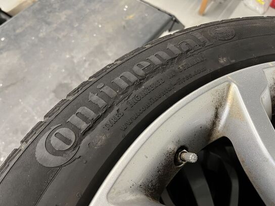 4 stk. dæk CONTINENTAL med fælge, 275/45 R21, Cross contact