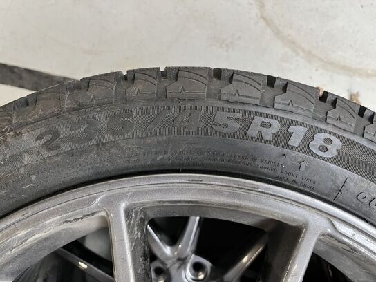 2 stk. dæk NEPEUS med fælge, 235/45 R18