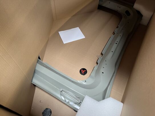 Assoreret reservedele og hjulkapsler