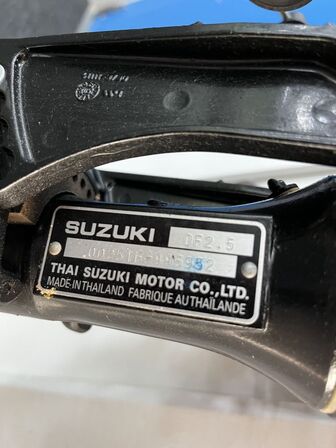 Båd motor SUZUKI DF 2,5