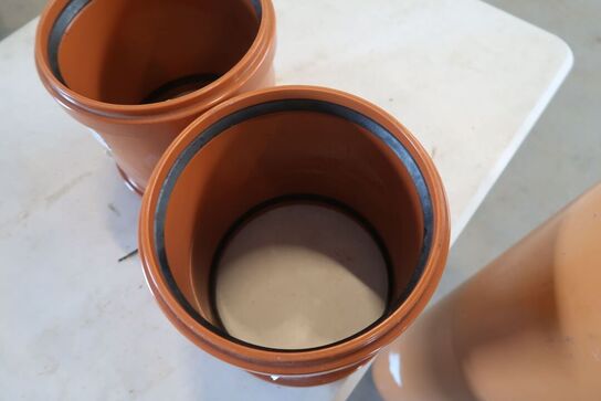 Rør og 2 skydemuffer Ø200 mm